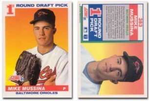 1991 Score Mike Mussina Rookie Baseball Card #383