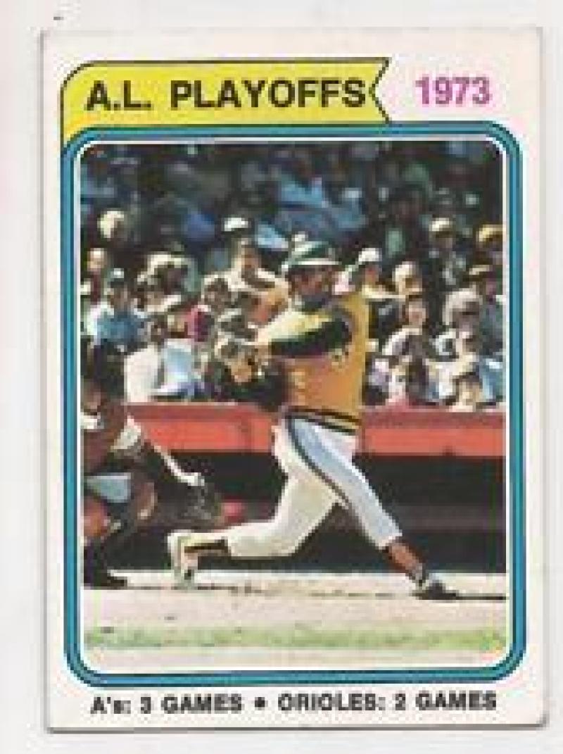 1974 Topps #470 Reggie Jackson ALCS (Playoff Highlight) (Baseball Cards)